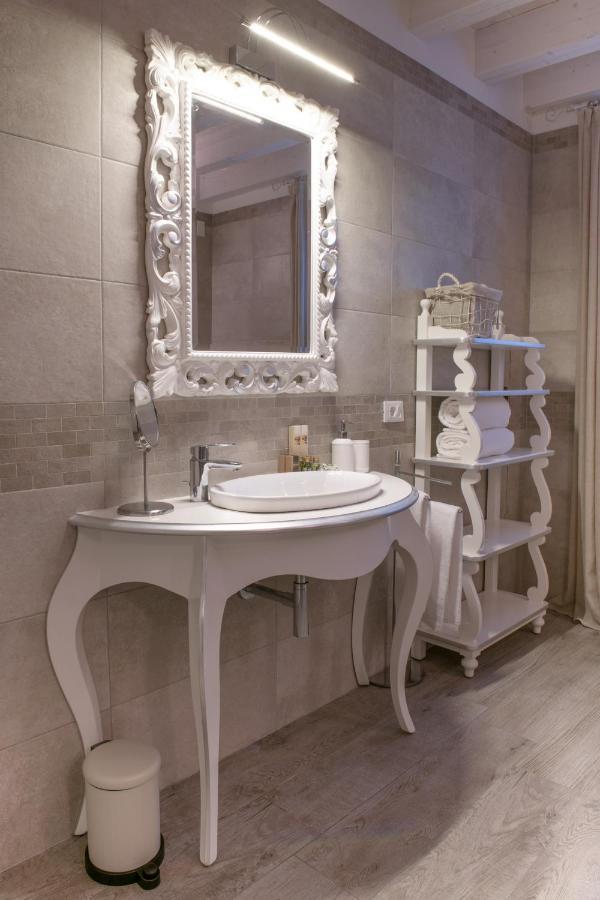 The Suite Home Verona Esterno foto